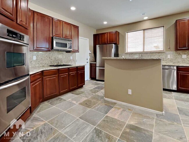 Building Photo - 3518 E Bartlett Dr