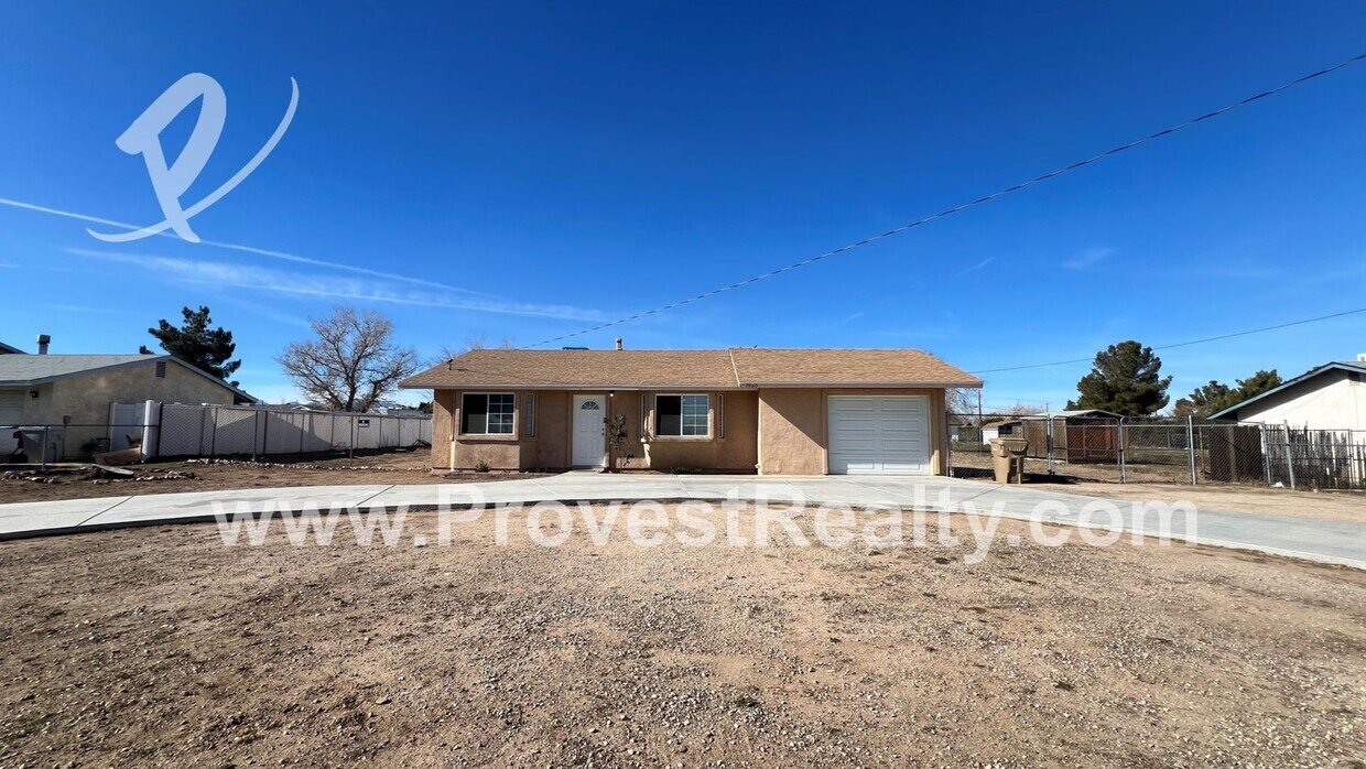 2 Bed, 1 Bath Hesperia Home!! House Rental in Hesperia, CA