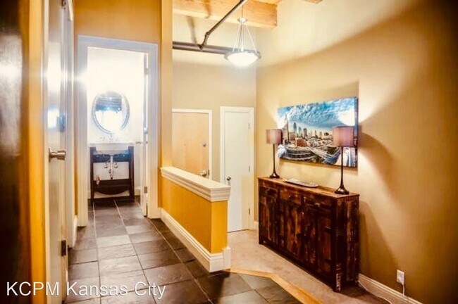 Foto del edificio - 1 br, 1 bath House - 706 Broadway #310
