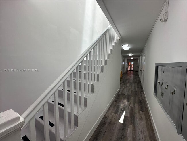 Foto del edificio - 1630 SW 10th St