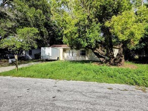 Building Photo - 3842 Jupiter Dr