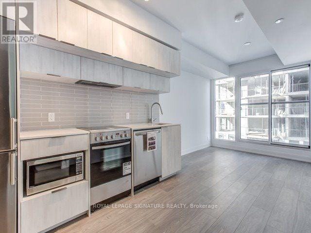 Photo principale - 181 Dundas St E
