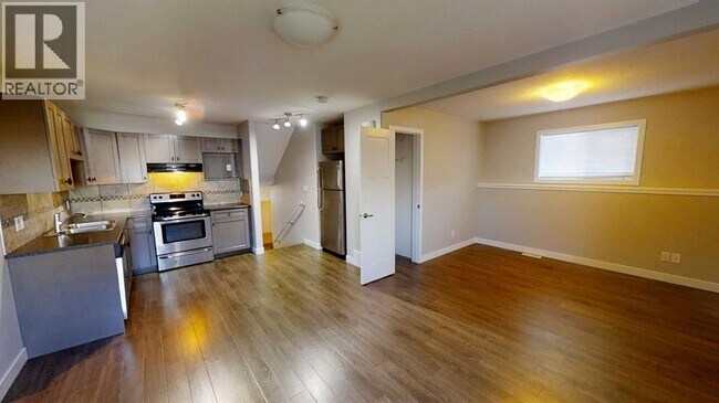 Photo du bâtiment - 9422-9488 88 St
