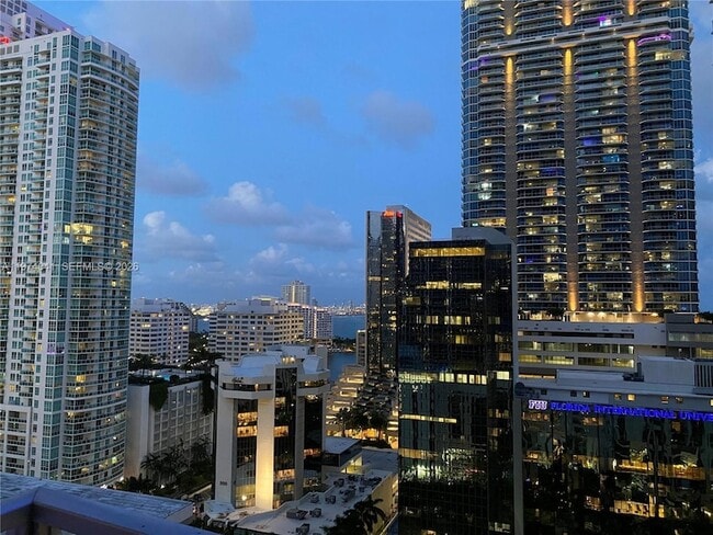 Photo - 1050 Brickell Ave Apartment