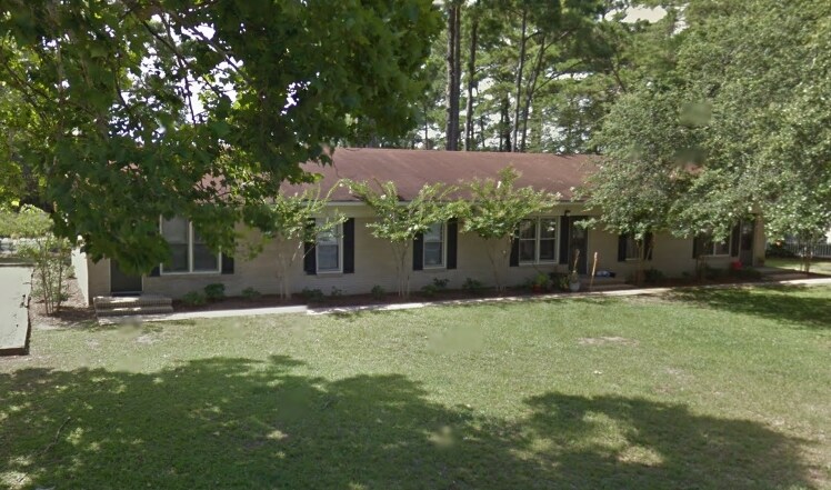 Primary Photo - 6301 Somerset Dr