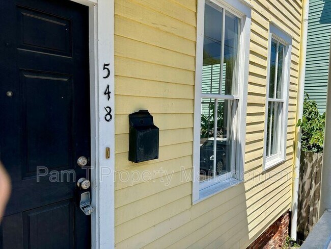 Foto del edificio - 548 E Huntingdon St