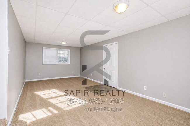 Building Photo - 8886 Ashton Rd
