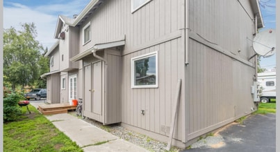 Building Photo - 1125 Nelchina St