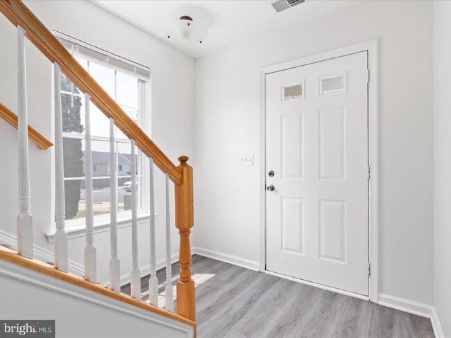 Building Photo - 111 Lighthouse Ln