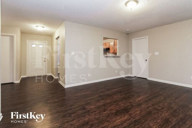 Foto del edificio - 4041 Magnolia Dr