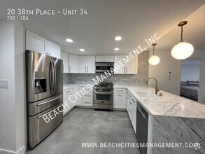 Building Photo - 20 38th Pl