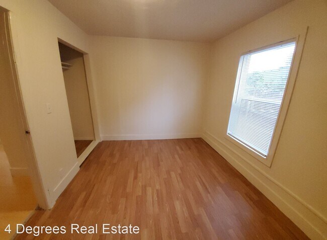 Building Photo - 2 br, 1 bath House - 2217 E Boone Ave