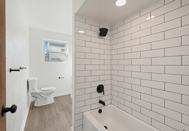 Photo - 1313 Lowrie St House