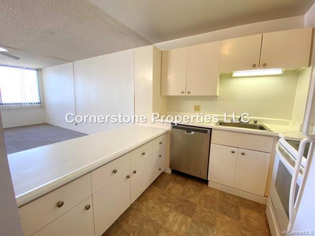 Building Photo - 55 S Kukui St
