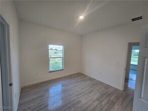 Building Photo - 2822 19th St SW