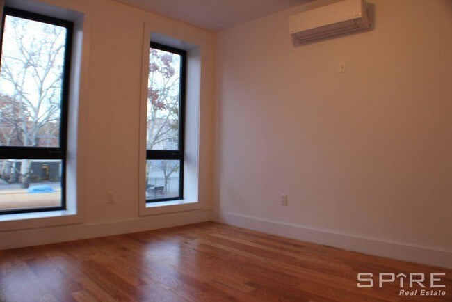 Foto del edificio - 211 Marion St