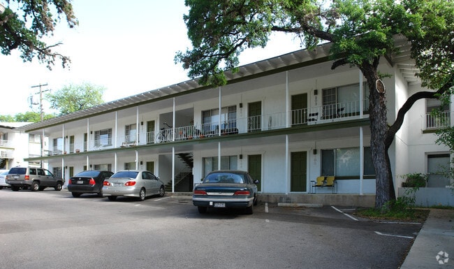Building Photo - Governor's Apartments