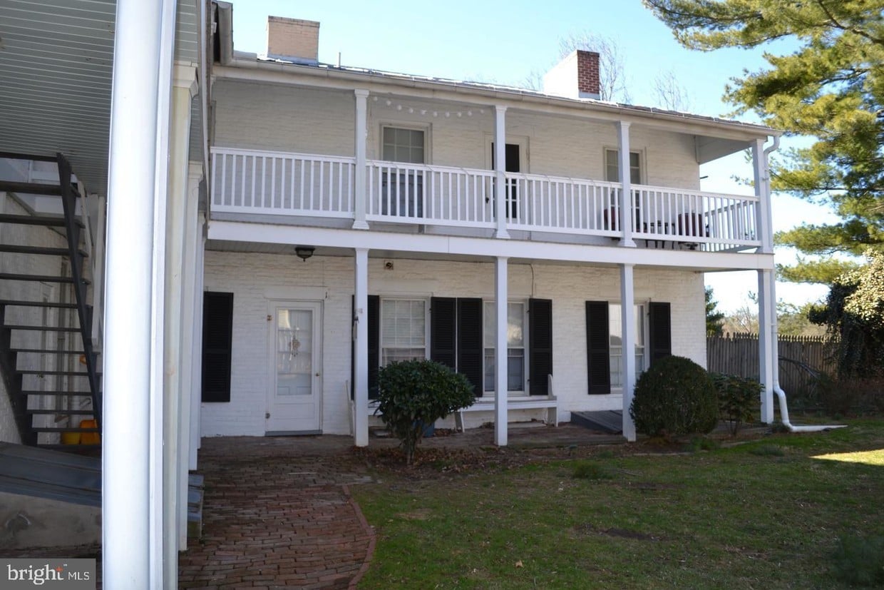 Primary Photo - 3362 Uniontown Rd