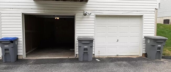 Building Photo - 94 Timber Creek Dr