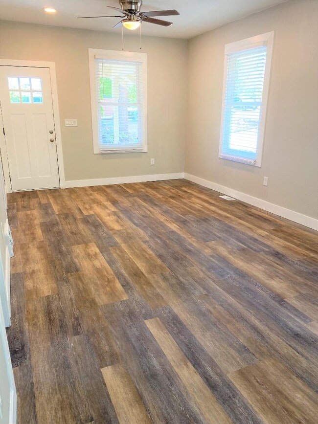 Photo - 618 W Pikes Peak Ave House