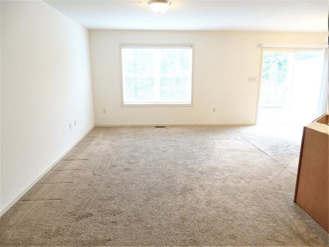 Foto del edificio - 712 Lincoln Gardens Rd