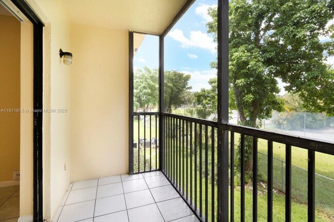 Building Photo - 9044 NW 28th Dr