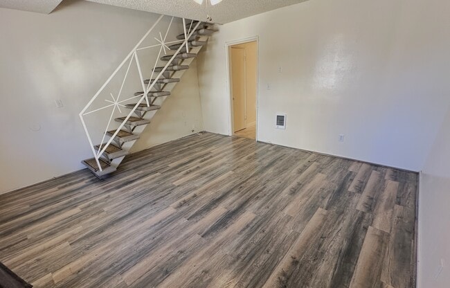 Building Photo - 33080 Jamieson St