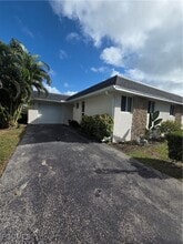 Building Photo - 280 Lanchester Ct