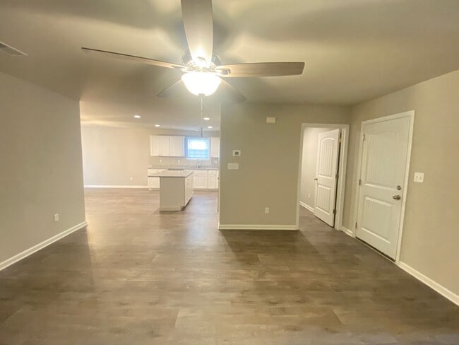 Building Photo - Beautiful 3 Bedroom, 2 Bath Home in Abbottstown, Pa!!