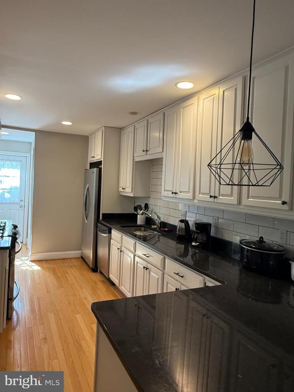 Foto del edificio - 1929 E Lombard St