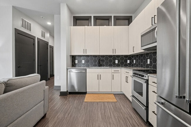 The Winnifred apartments — community photo - The Winnifred