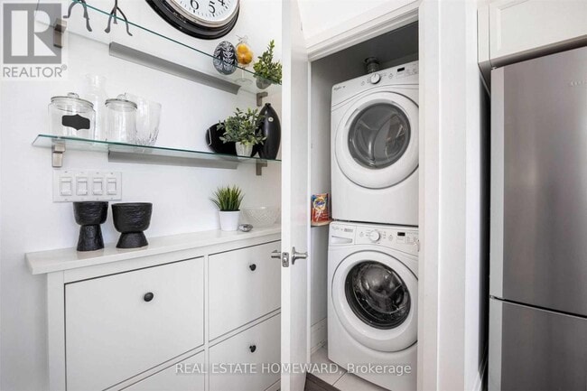 Photo du bâtiment - 2 Bellefair Ave