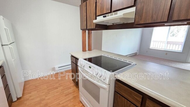 Building Photo - 613 Wilbert Ave