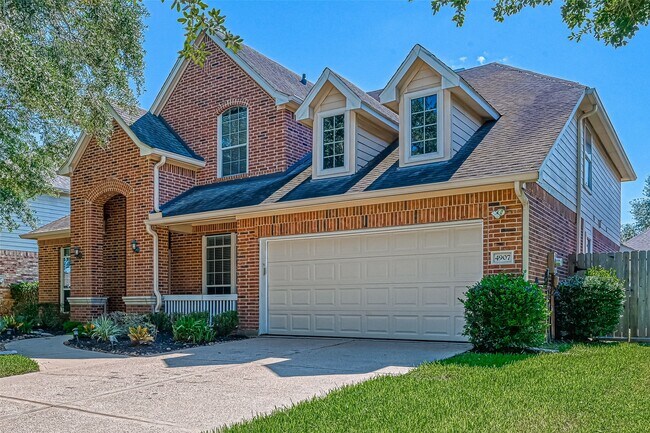 Building Photo - 4907 Mountain Fork