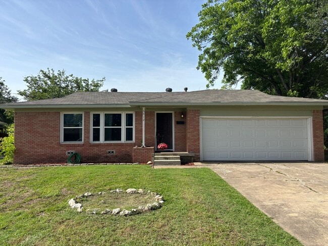 Building Photo - Charming 3-Bedroom Home in Birdville ISD!