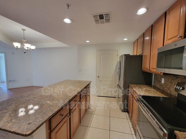 Foto del edificio - 808 3rd Ave W