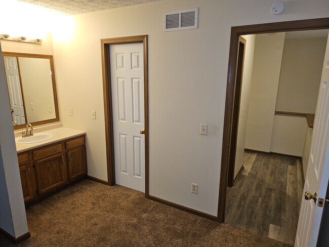 Foto del edificio - 3628 Harris Ave NW