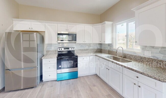 Foto del edificio - 972 W Silverlake Rd