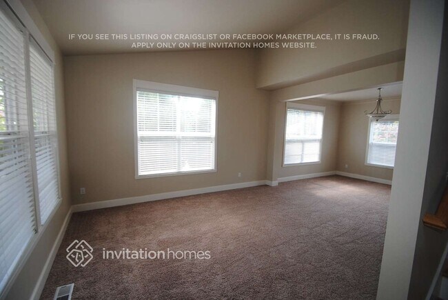 Building Photo - 28315 143rd Pl SE