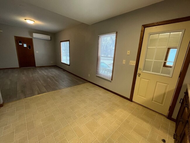 Foto del edificio - 2 Bed 1 Bath