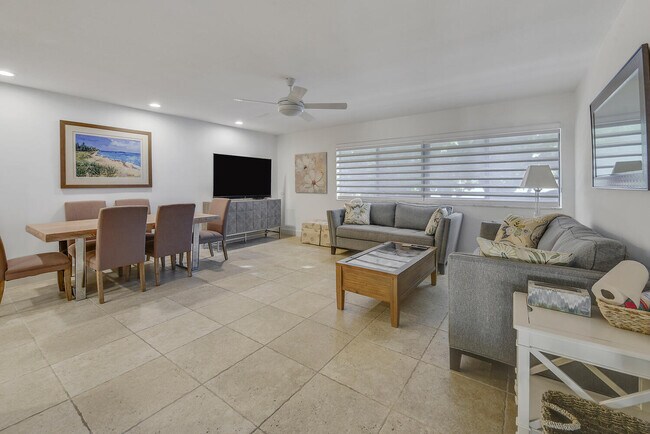 Foto del edificio - 250 S Ocean Blvd