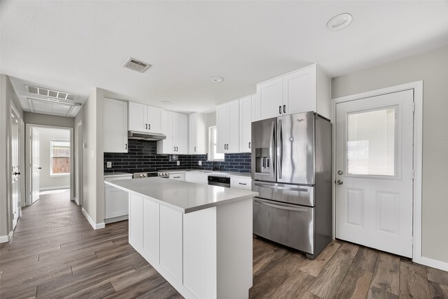 Foto del edificio - 4106 White St