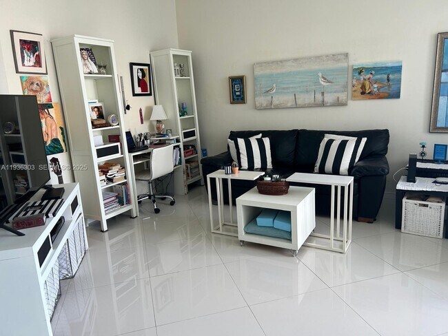 Building Photo - 3801 S Ocean Dr