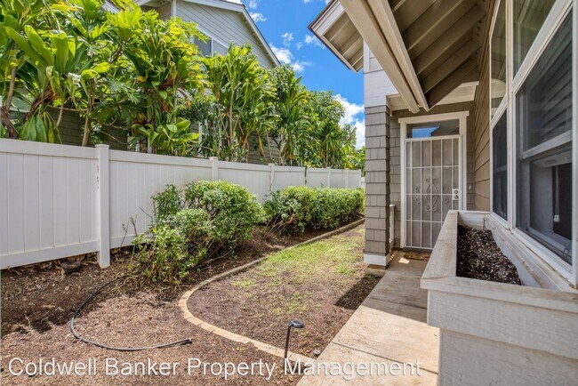 Building Photo - 3 br, 2.5 bath House - 17 Kuinehe Pl. - Co...