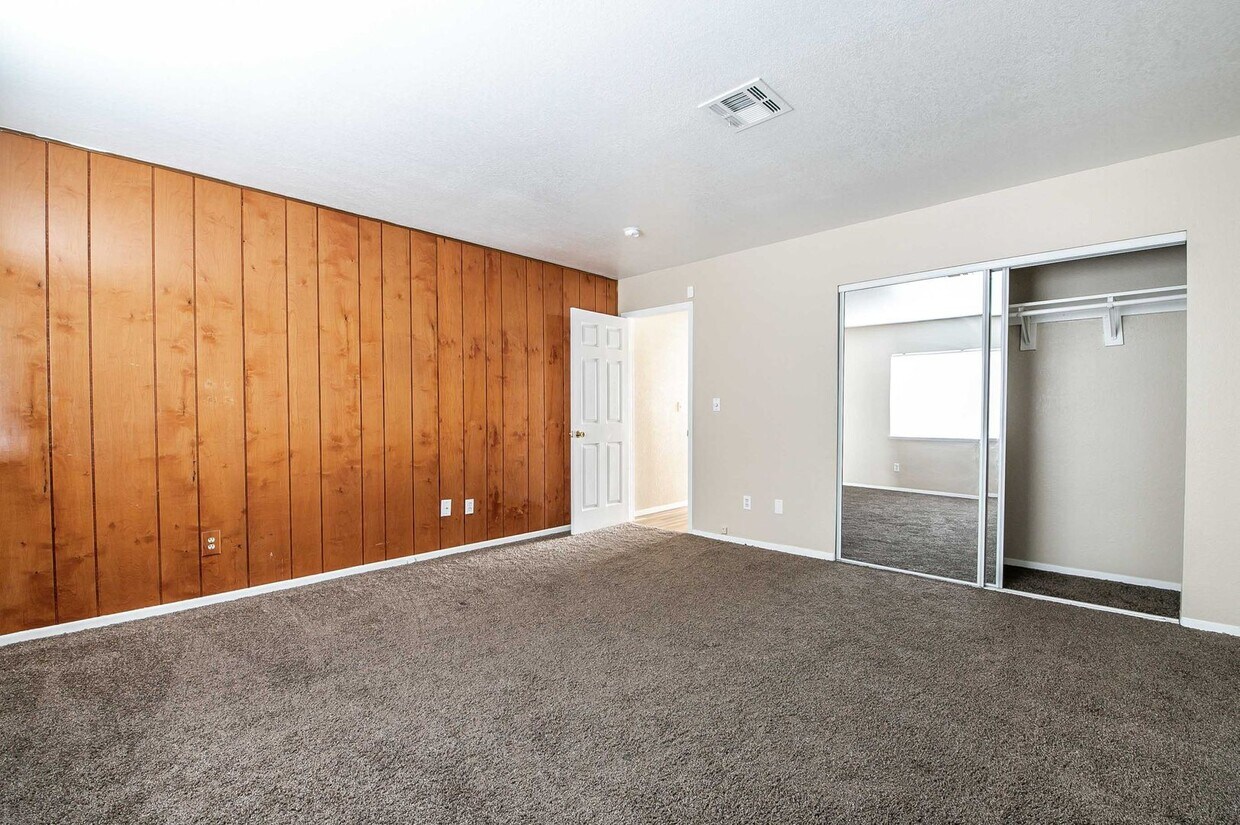 Foto principal - Great 2 Bedroom Condo