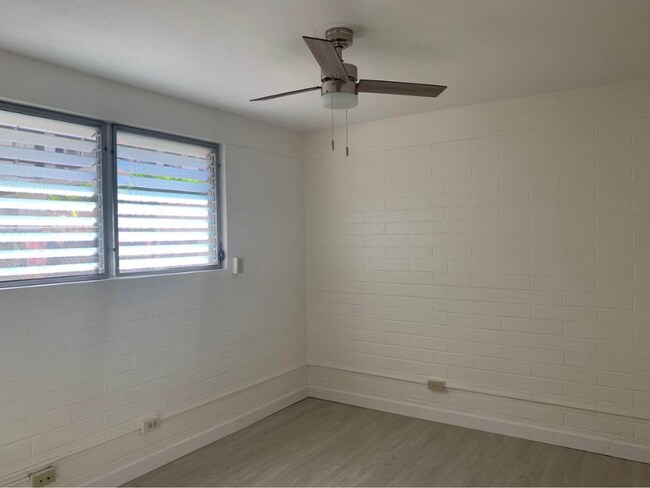 Building Photo - 908 Hausten St