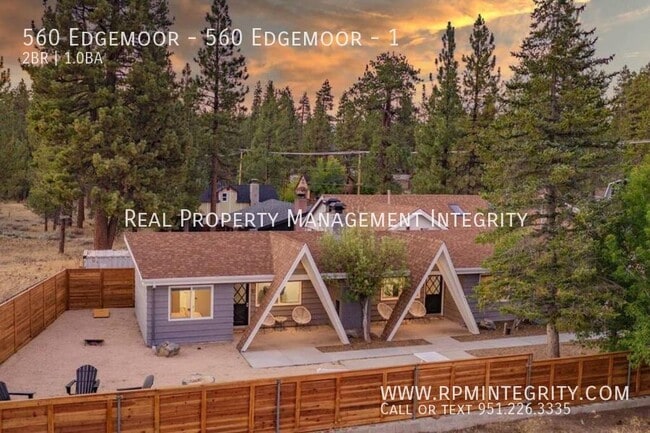 Building Photo - Cozy, Fully Furnished, Two Bedroom Rental-...
