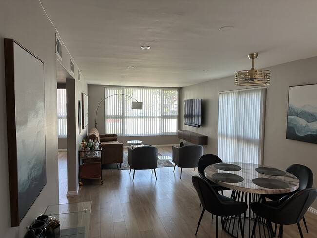 Foto del edificio - 500 Evergreen St