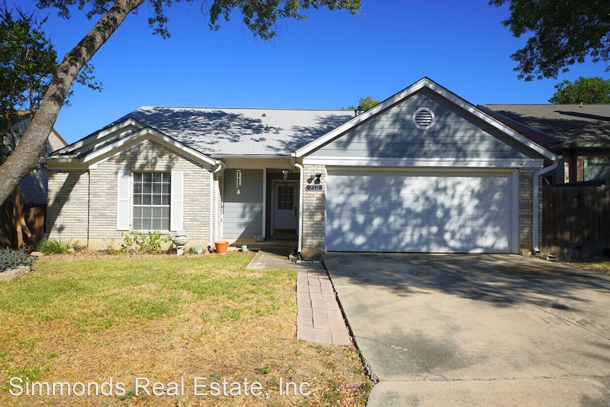 Foto principal - 3 br, 2 bath House - 713 Meadow Top