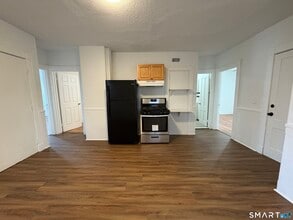 Building Photo - 205 Farren Ave